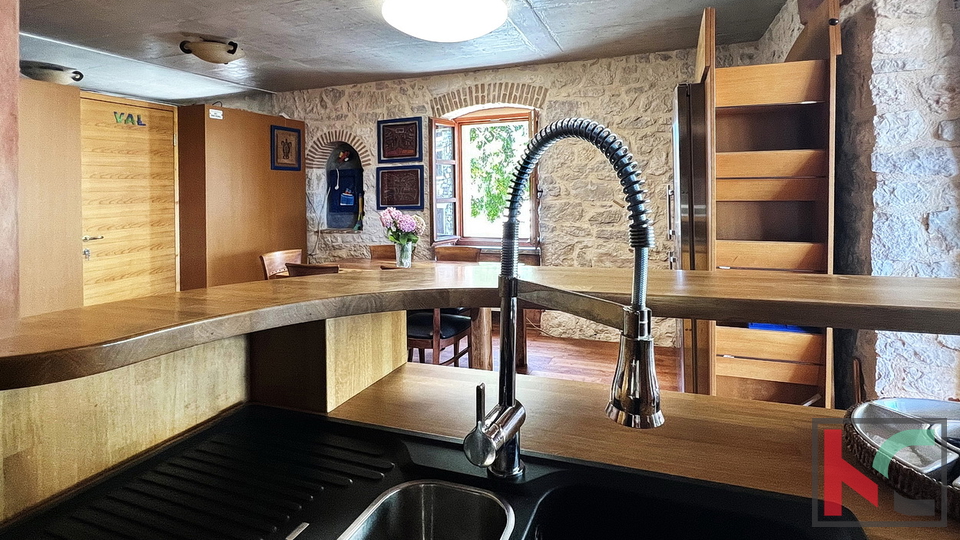 ISTRA&comma; FUNTANA&comma; KU&Cacute;A