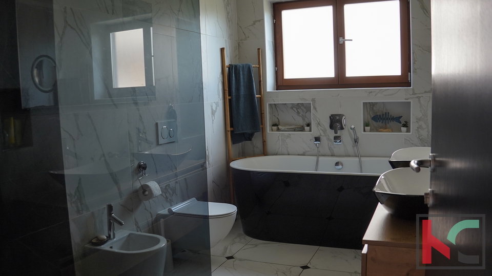 Apartment, 92 m2, For Sale, Rovinj