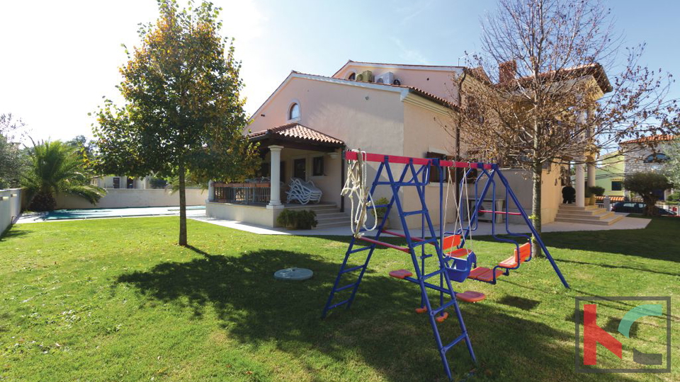 Istrien, schöne Villa mit Pool in Banjole-Volme auf einem 884m2 großen Garten