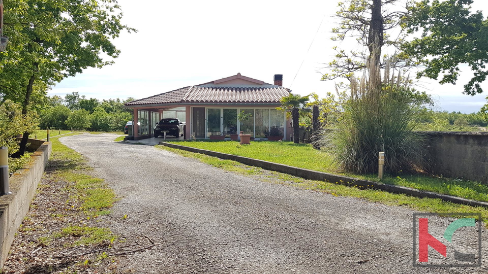 Istria - Marčana house on a quiet location with 26.288 m2 garden