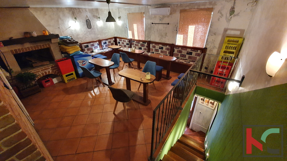 Rovinj - center, attractive cafe with additional apartment and perfect location I 20 m from the sea