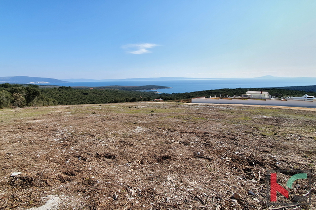 Istria - Pavićini - Duga uvala, land 9000m2 with panoramic sea views