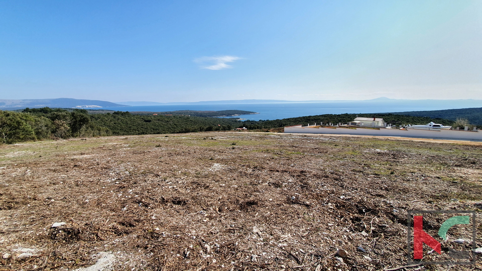 Istra - Pavićini - Duga uvala, zemljišče 9000m2 s panoramskim pogledom na morje