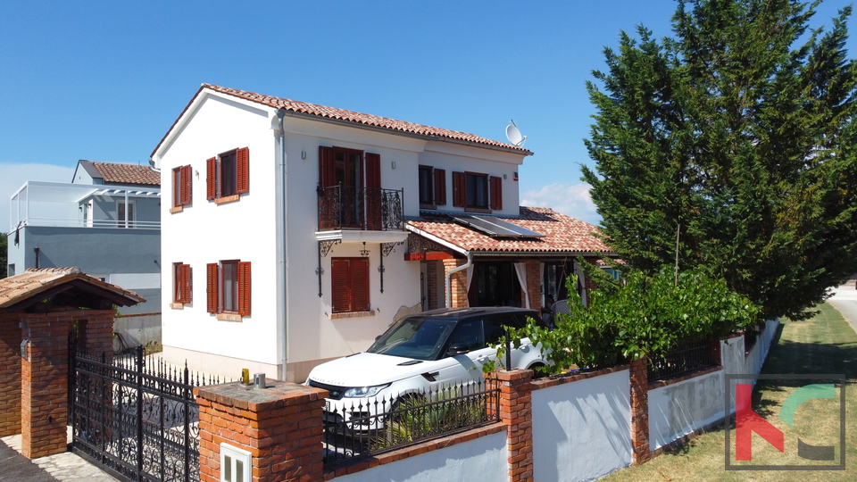 ISTRA, SVETVINČENAT, KUĆA SA BAZENOM, MIRNA LOKACIJA #PRODAJA