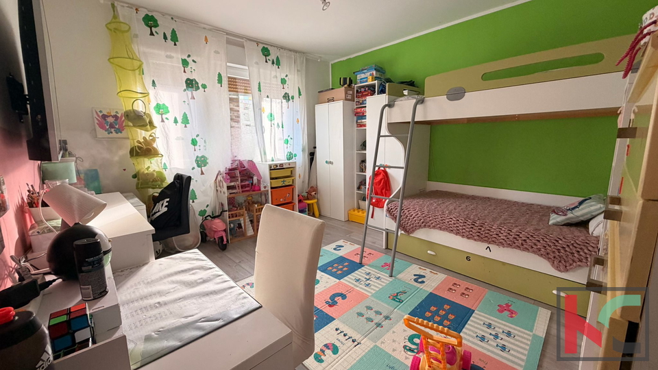 PULA&comma; VIDIKOVAC&comma; LIJEPI OBITELJSKI STAN 2SS&plus;DB &num;PRODAJA