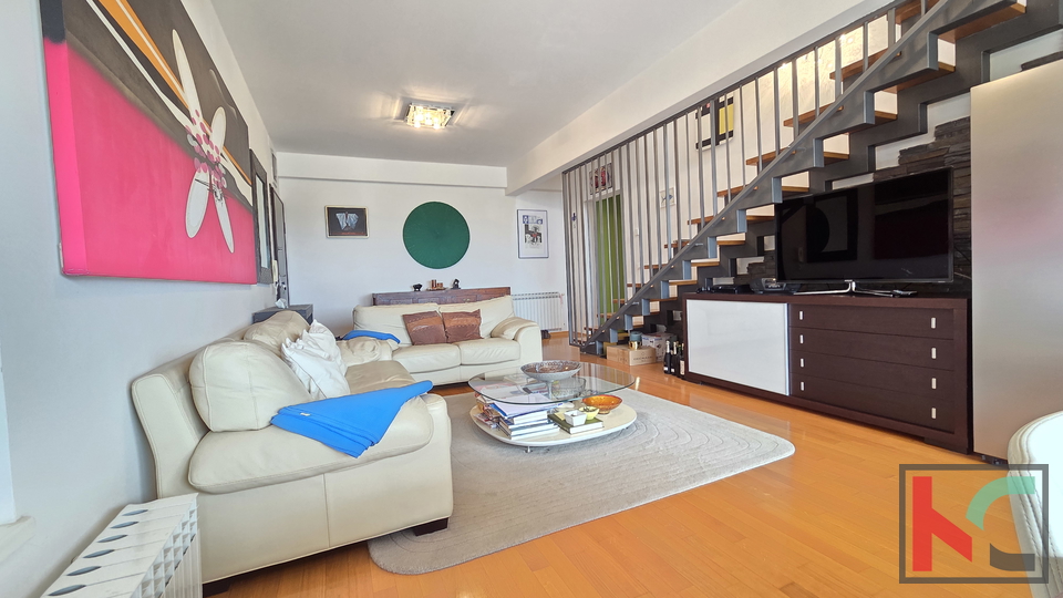 ISTRA&comma;PEROJ&comma;DVOETA&Zcaron;AN STAN S POGLEDOM NA MORE&comma;&num;PRODAJA