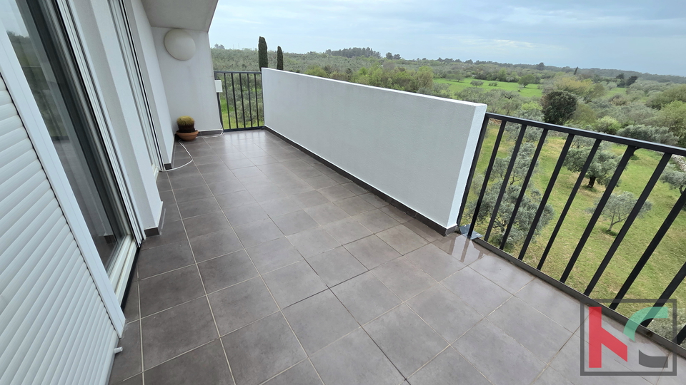 ISTRA&comma;PEROJ&comma;DVOETA&Zcaron;AN STAN S POGLEDOM NA MORE&comma;&num;PRODAJA