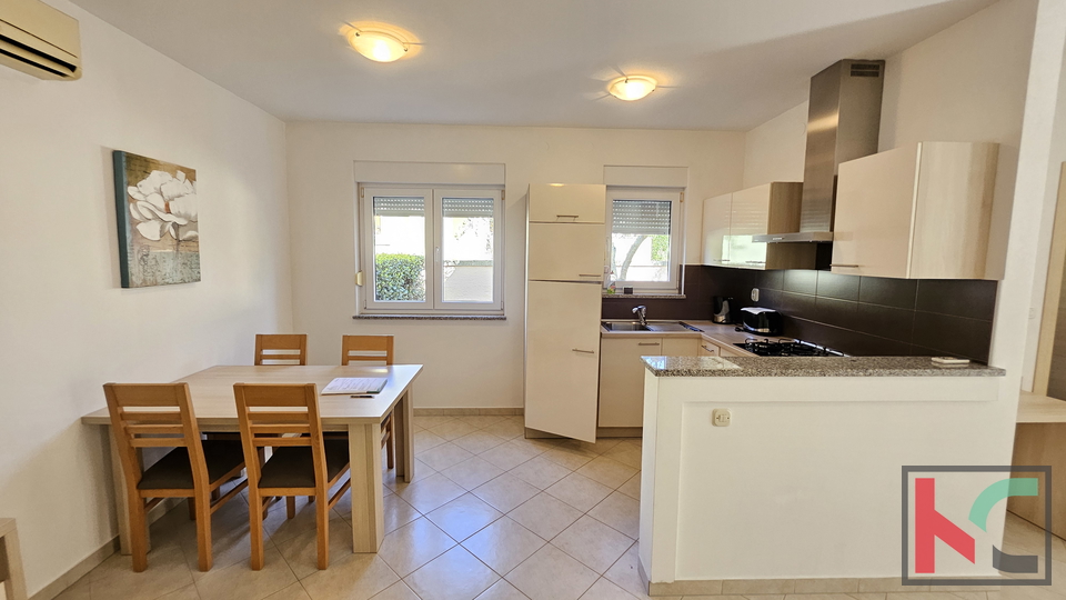 Medulin, Vinkuran, apartman 53,17 m2 sa divnom okućnicom, nedaleko od mora