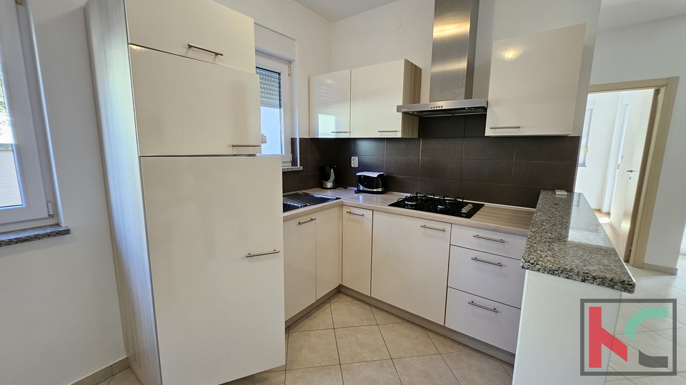 Medulin, Vinkuran, apartman 53,17 m2 sa divnom okućnicom, nedaleko od mora