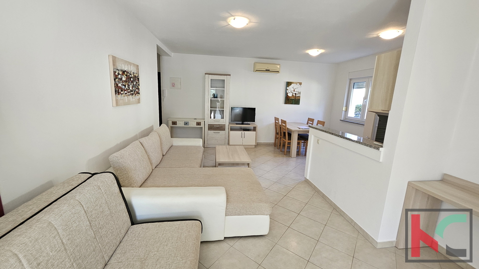 Medulin, Vinkuran, apartman 53,17 m2 sa divnom okućnicom, nedaleko od mora