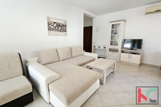 Medulin, Vinkuran, apartman 53,17 m2 sa divnom okućnicom, nedaleko od mora