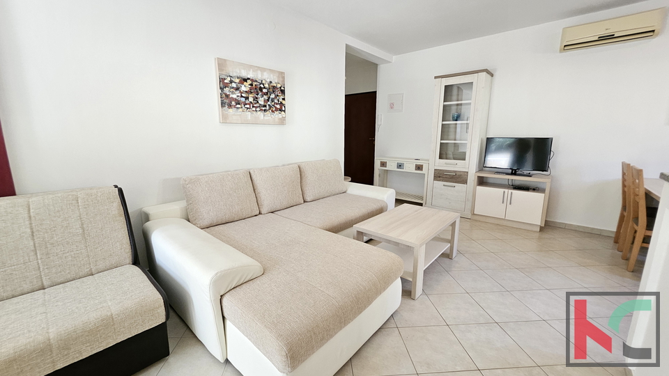 Medulin, Vinkuran, apartman 53,17 m2 sa divnom okućnicom, nedaleko od mora