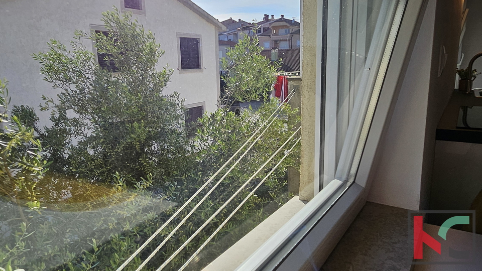 ISTRA - PULA, NAMJEŠTEN STAN U NOVOGRADNJI, BLIZINA MORA, NASELJE VERUDA PORAT #PRODAJA