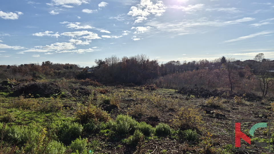Zemlji&scaron;&ccaron;e&comma; 1094 m2&comma; Prodaja&comma; Loborika