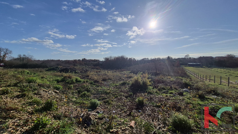 Zemlji&scaron;&ccaron;e&comma; 1094 m2&comma; Prodaja&comma; Loborika
