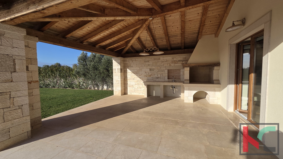 VILA S POGLEDOM NA BRIJUNE I VELIKOM OKU&Cacute;NICOM&comma; &num;PRODAJA