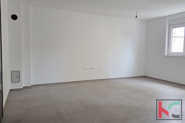 PULA, CENTAR,  STAN U NOVIZGRAĐENOJ ZGRADI, PARKING,LIFT #PRODAJA