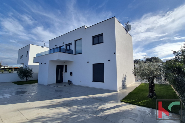 House, 168 m2, For Sale, Medulin - Banjole