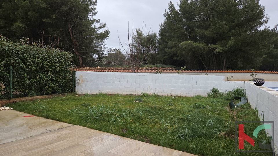 MEDULIN&comma; STAN SA TRI SPAVA&Cacute;E SOBE I VRTOM&comma; &num;PRODAJA