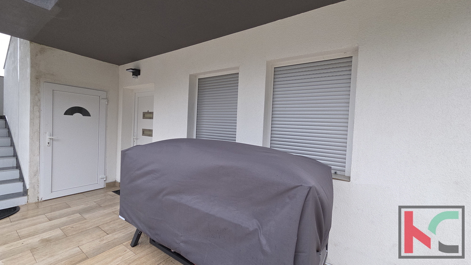 MEDULIN&comma; STAN SA TRI SPAVA&Cacute;E SOBE I VRTOM&comma; &num;PRODAJA