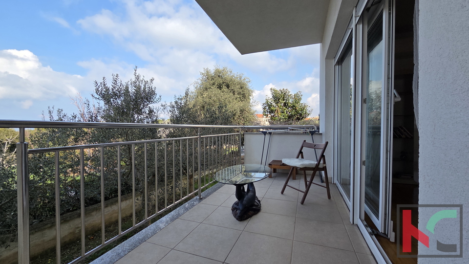 ISTRA&comma; &Scaron;TINJAN - KOMFORAN STAN S POGLEDOM NA MORE&comma; &num;PRODAJA