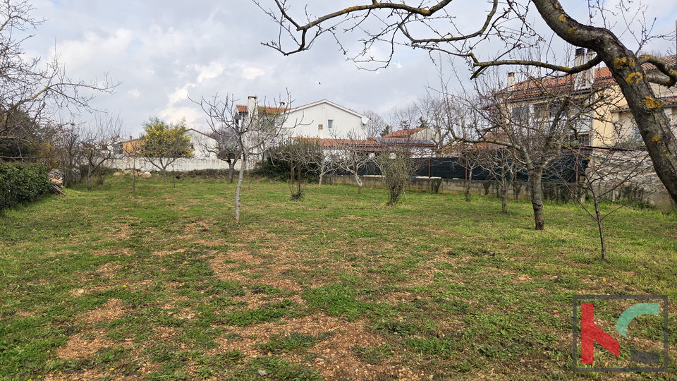 ISTRA&comma; VODNJAN - GRA&Dstrok;EVINSKO ZEMLJI&Scaron;TE S OBJEKTOM&comma; &num;PRODAJA