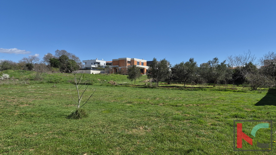 Land&comma; 868 m2&comma; For Sale&comma; Vodnjan - Gali&zcaron;ana