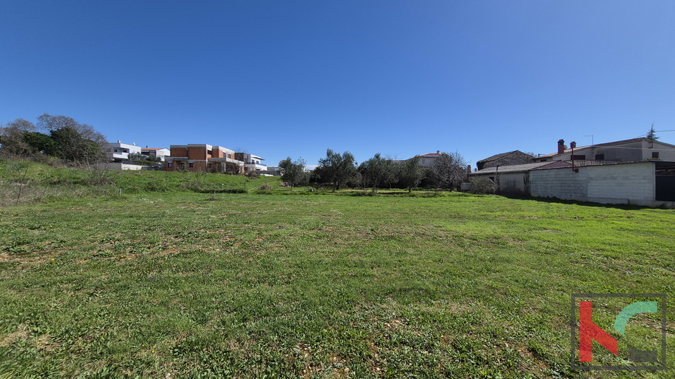 Land&comma; 868 m2&comma; For Sale&comma; Vodnjan - Gali&zcaron;ana