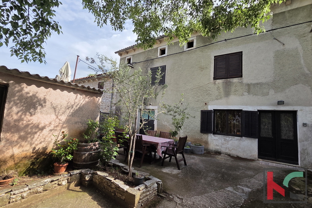 ISTRA, SMOLJANCI - KUĆA 190m2 I GREĐEVINSKO ZEMLJIŠTE 600m2, #PRODAJA