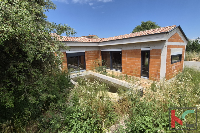 LIŽNJNAN, ROH BAU SAMOSTOJEĆA KUĆA #PRODAJA