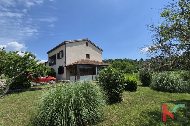 MOTOVUN, OKOLICA, SAMOSTOJEĆA KUĆA 200 M2 #PRODAJA