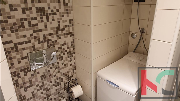 DUGORO&Ccaron;NI NAJAM&comma; PULA CENTAR GARSONJERA KANDLEROVA ULICA