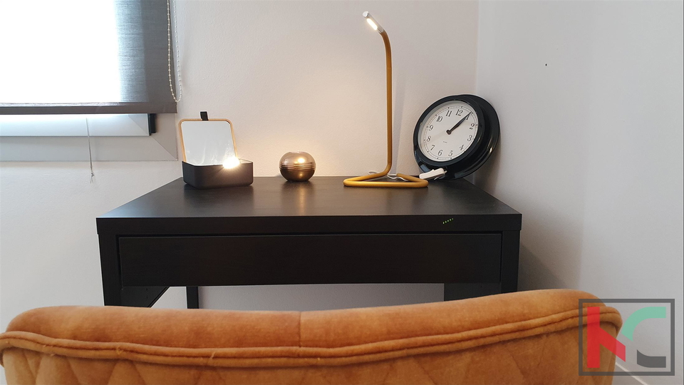 DUGORO&Ccaron;NI NAJAM&comma; PULA CENTAR GARSONJERA KANDLEROVA ULICA