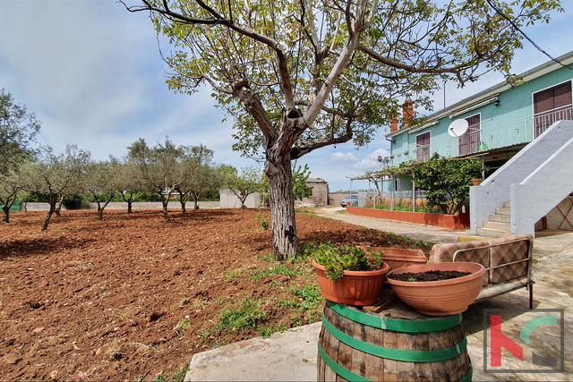 Istria - Galizana, detached house with sea view