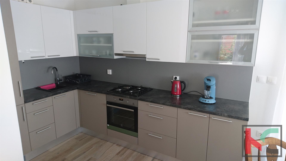 Istra -  Banjole, Volme, family house in a new building / quiet location