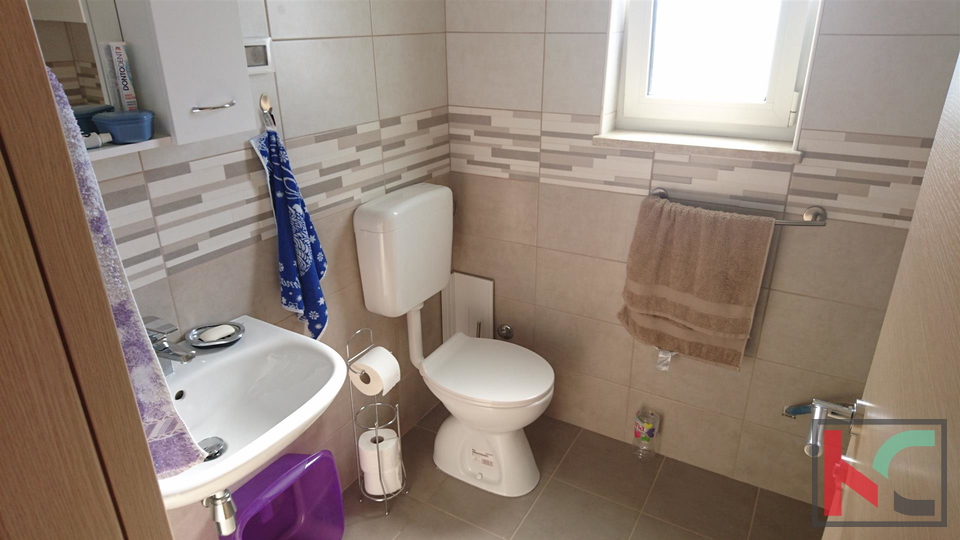Istra -  Banjole, Volme, family house in a new building / quiet location
