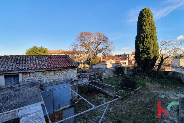 Istria, Krnica, casa 150 m2 nel centro