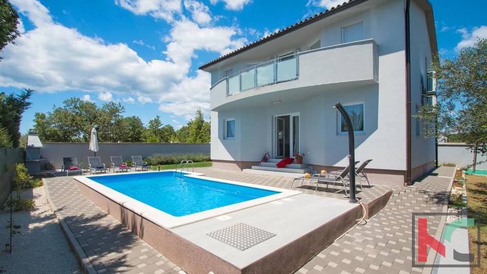 Istrien, Vodnjan, Ferienhaus mit Pool und Landschaftsgarten von 441 m2