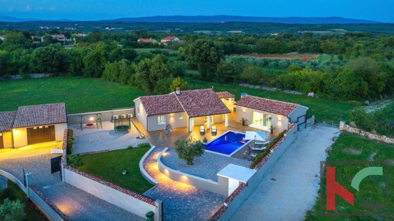 Istria, Prodol, exclusive family house with auxiliary building and swimming pool