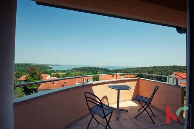 Istria, Premantura, building with 13 apartments, sea view, investment opportunity