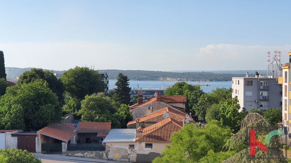 Pula, Stoja, lijepi novouređeni stan s pogledom na more