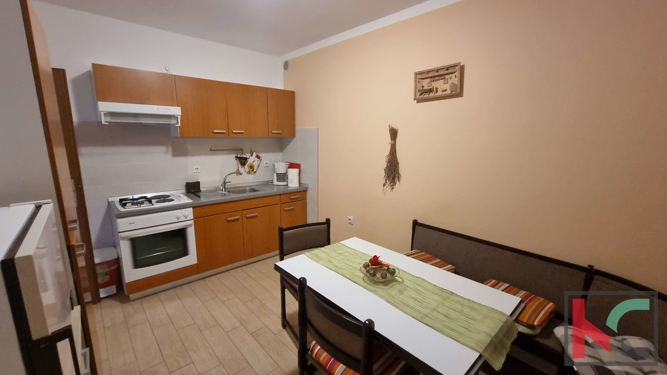 Istra, Fažana, hiša s 5 apartmaji in pogledom na morje