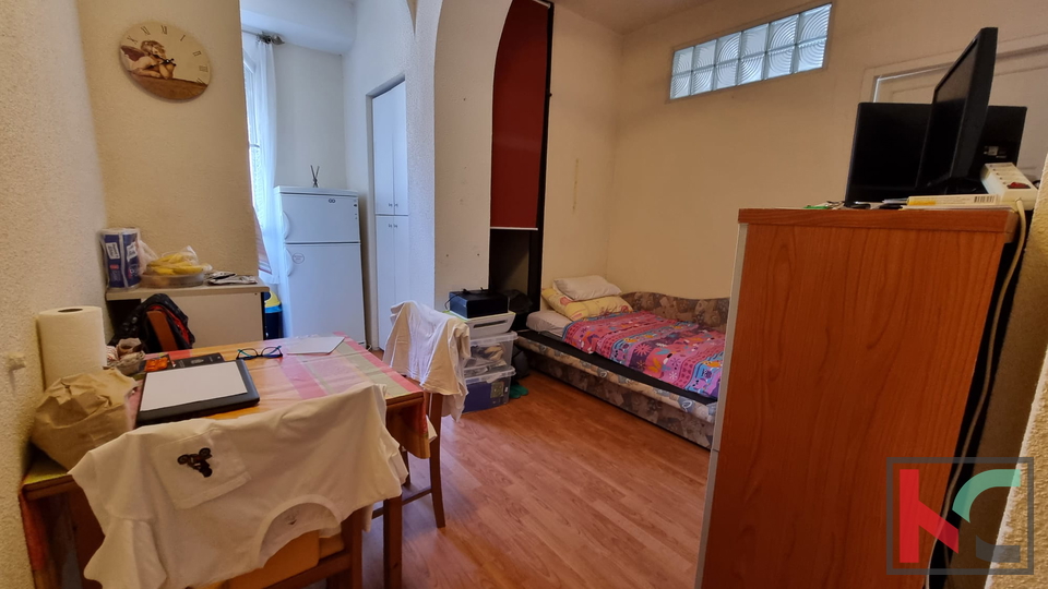 Pula, Centar, stan 31,12m2 na 200m od arene