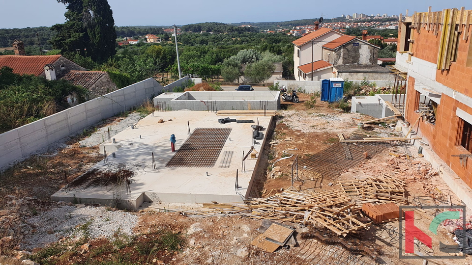 Istra, Pula, Monte Šerpo, građevinsko zemljište 584m2