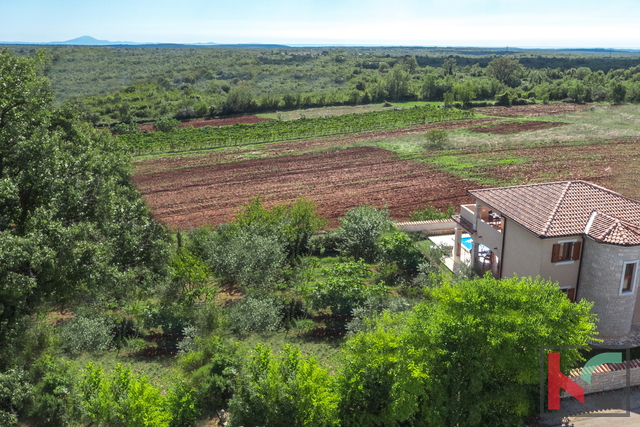 Istrien, Marčana, Villa mit Pool in ruhiger Lage