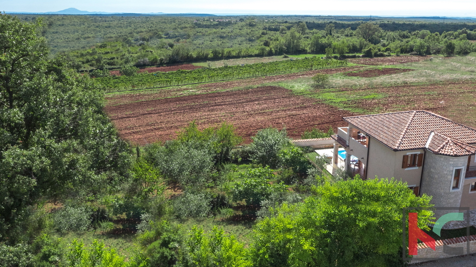 Istrien, Marčana, Villa mit Pool in ruhiger Lage