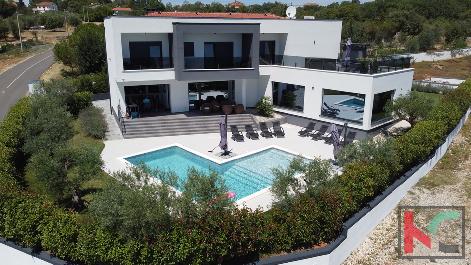 Istria, Krnica, Luxury villa, sea view, swimming pool 58m2