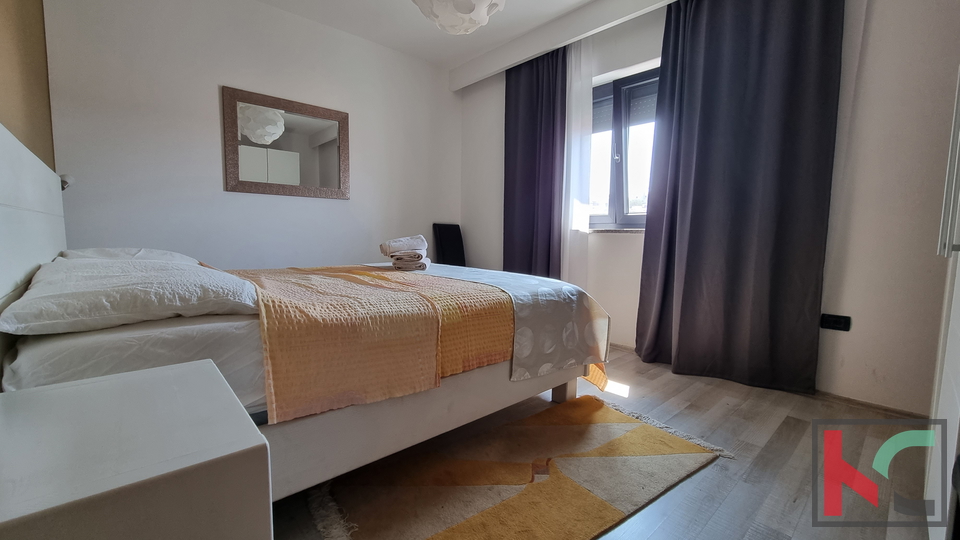 Peščeni zaliv, vila s 7 apartmaji 200m od plaže