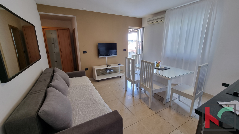 Peščeni zaliv, vila s 7 apartmaji 200m od plaže