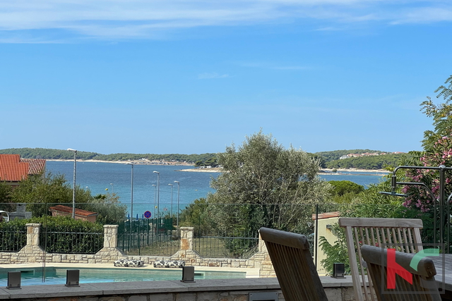 Istria, Medulin, luxurious two-story apartment 122.60 m2, sea view, swimming pool